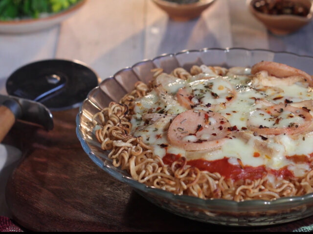 Wai-Wai-Pizza-Pie